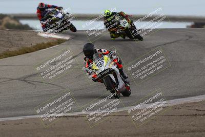 media/May-03-2025-CRA (Sat) [[22b18d099a]]/Races/Race 8/